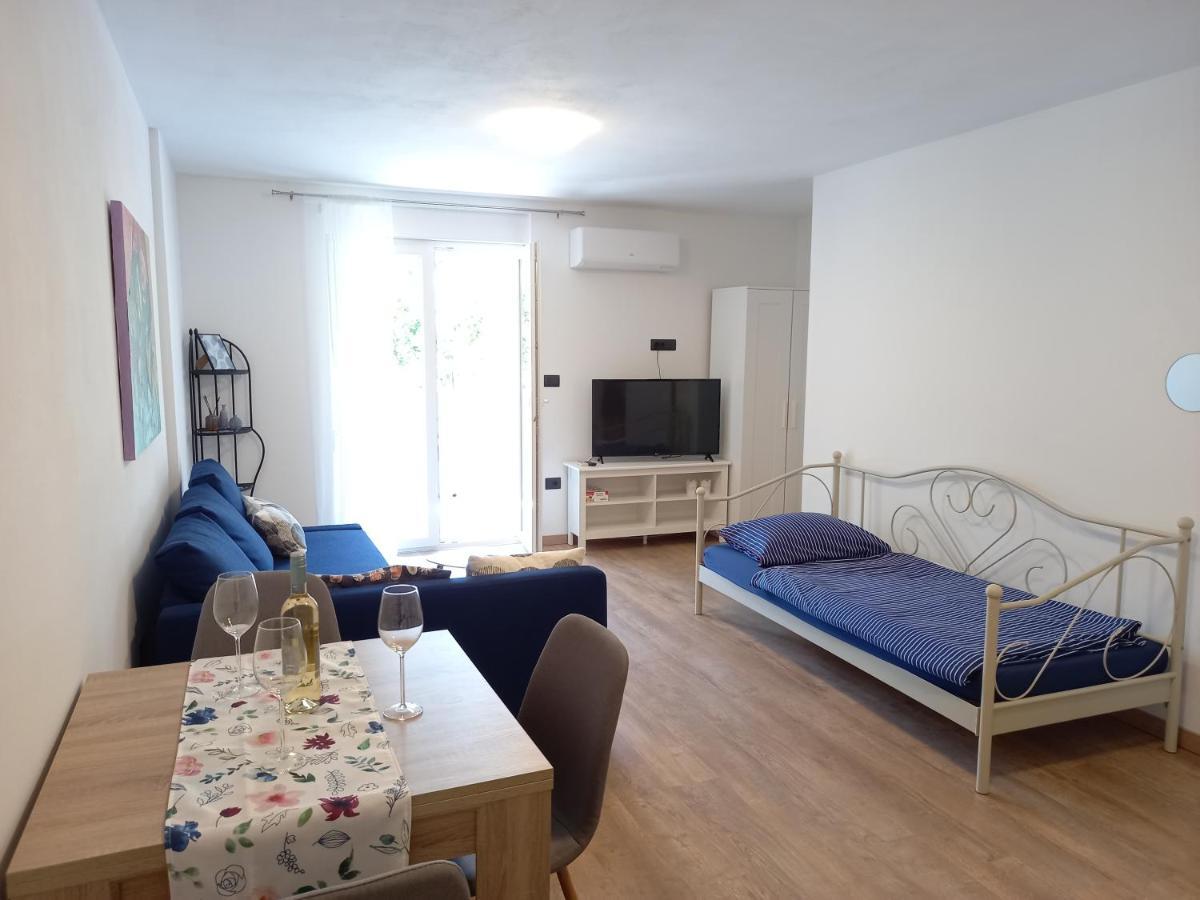 Apartments Dasara Rovinj Bagian luar foto