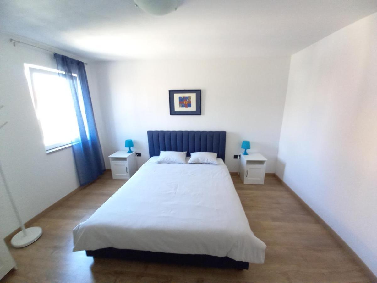 Apartments Dasara Rovinj Bagian luar foto